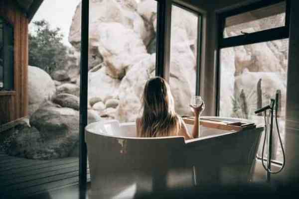 חמש רעיונות לעיצוב אמבטיה כמו ספא