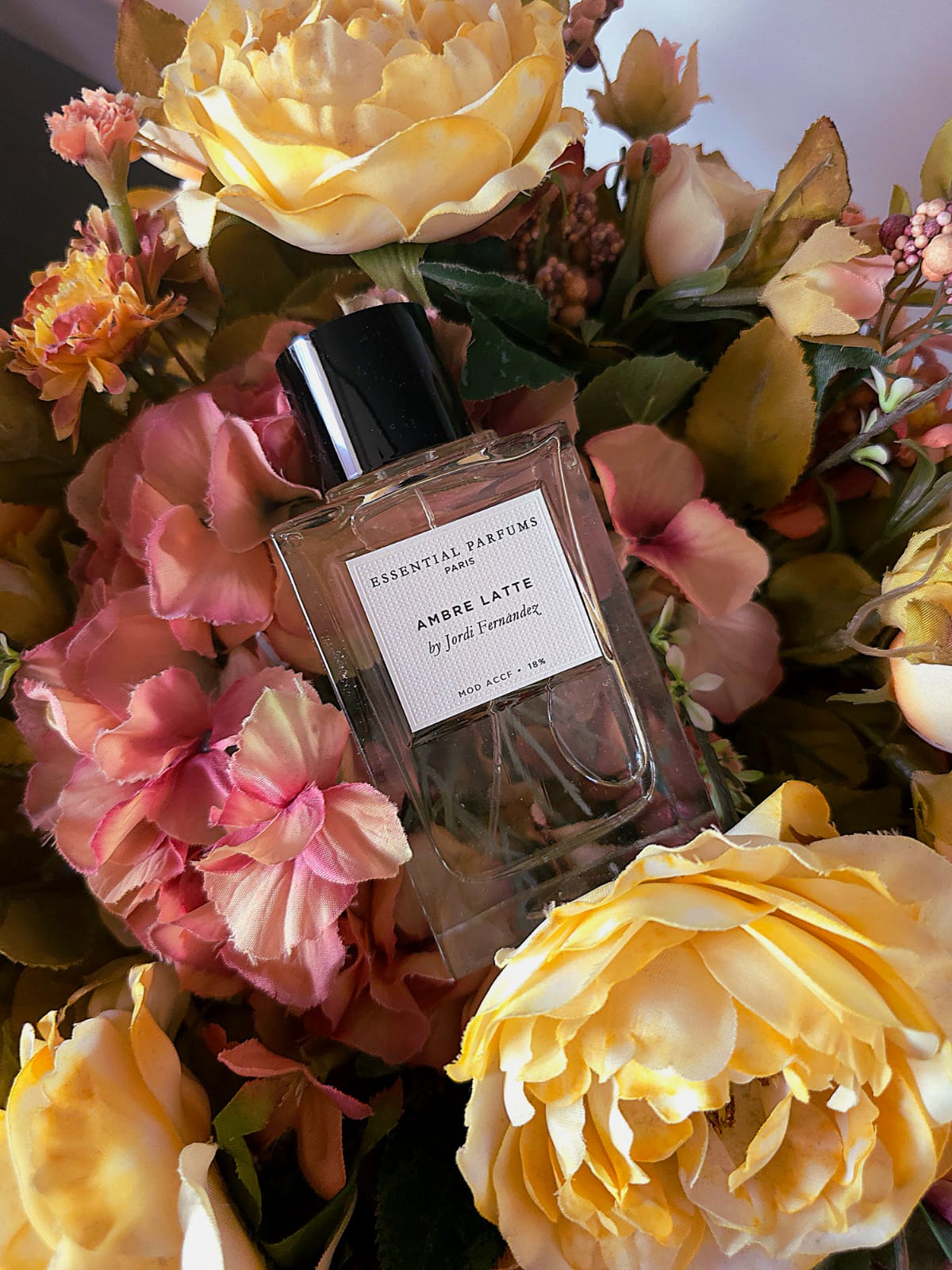 Ambre Latte Essential Perfumes